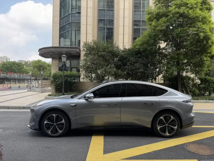 NIO ET5 2025 Model 75kWh – фото 4