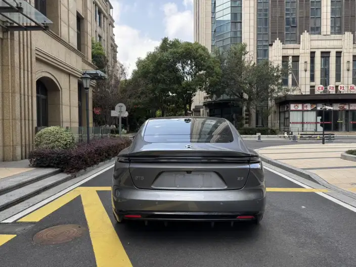 NIO ET5 2025 Model 75kWh – фото 6
