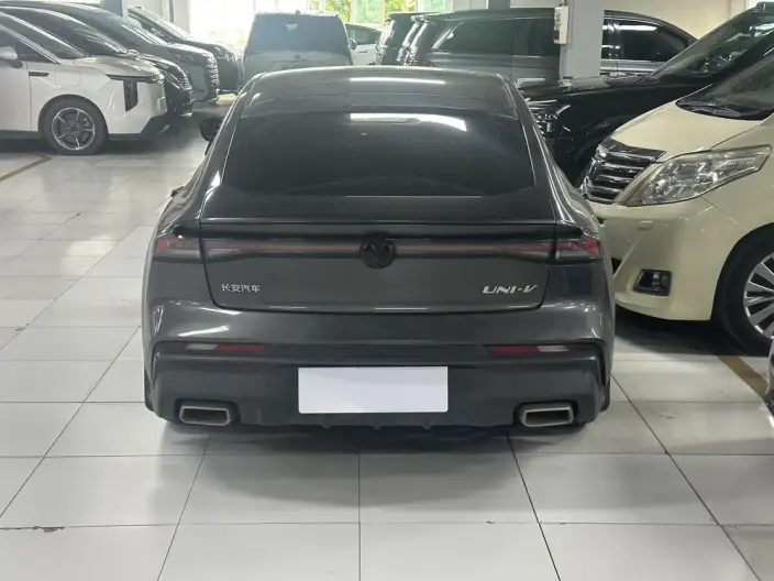 Changan UNI-V 2024 Model 1.5T Noble Model – фото 4
