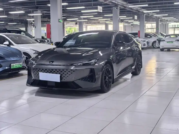 Changan UNI-V 2024 Model 1.5T Noble Model – фото 10