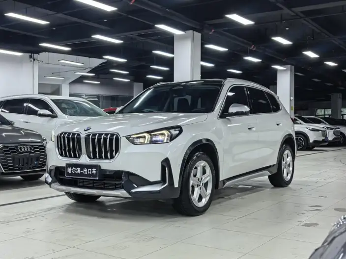 BMW X1 2023 Model sDrive20Li X Design Set – фото 1