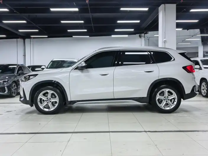 BMW X1 2023 Model sDrive20Li X Design Set – фото 4
