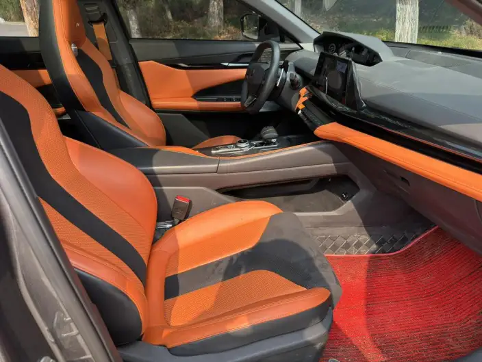 Changan UNI-V 2023 Model 1.5T Sports Edition – фото 9