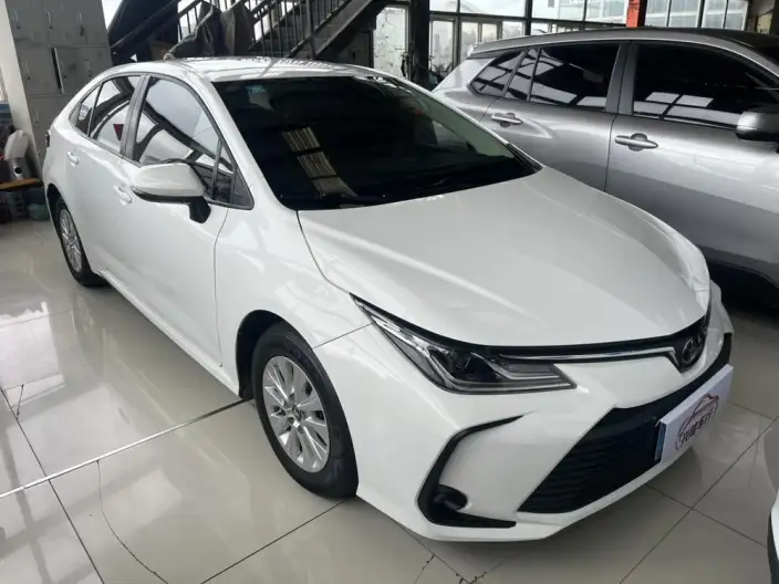 Toyota Corolla 2021 Model 1.5L CVT GR SPORT Sports Edition – фото 2
