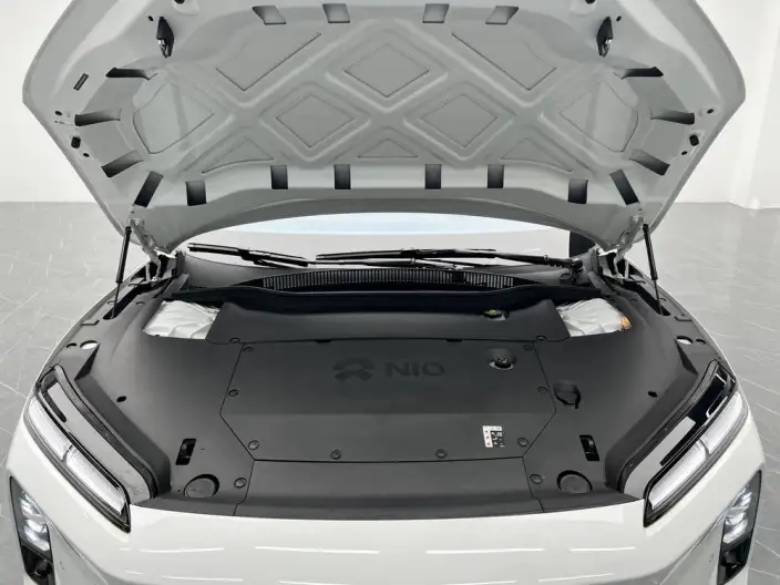 NIO ET5 2025 Model 75kWh – фото 10