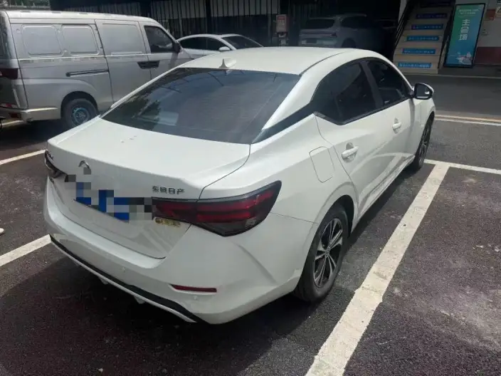 Nissan Sylphy 2022 Model 1.6L XL CVT Yuexiang Edition – фото 2