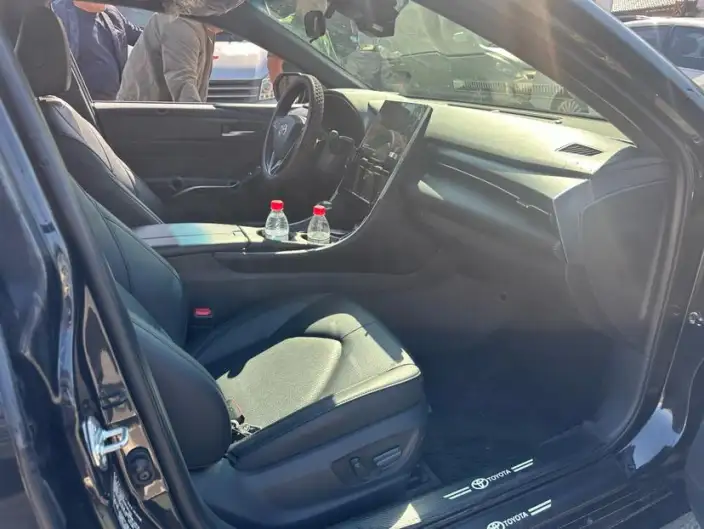 Toyota Avalon 2023 Model 2.5L Automatic Deluxe Edition – фото 5