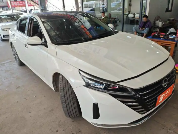 Nissan Teana 2022 Model 2.0L XL-TLS Yuexiang Edition – фото 2