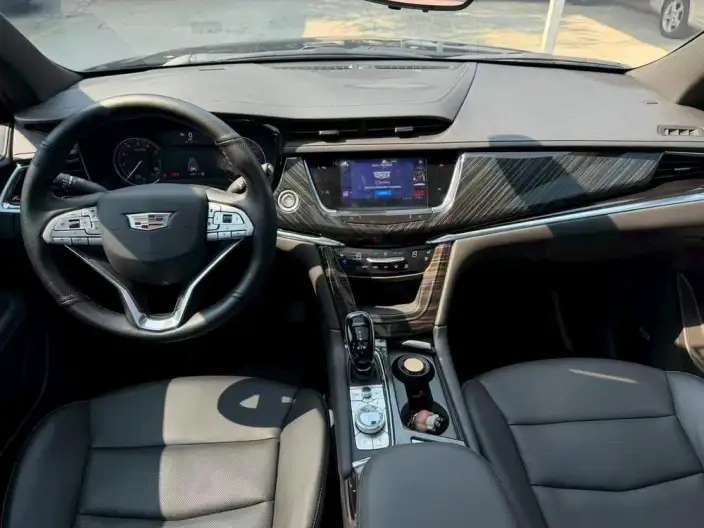 Cadillac XT6 2022 Model 2.0T VII seat 4WD Luxury Model – фото 5