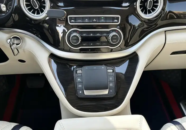Viano 2021 Model 2.0T Business Edition 7 seat – фото 9