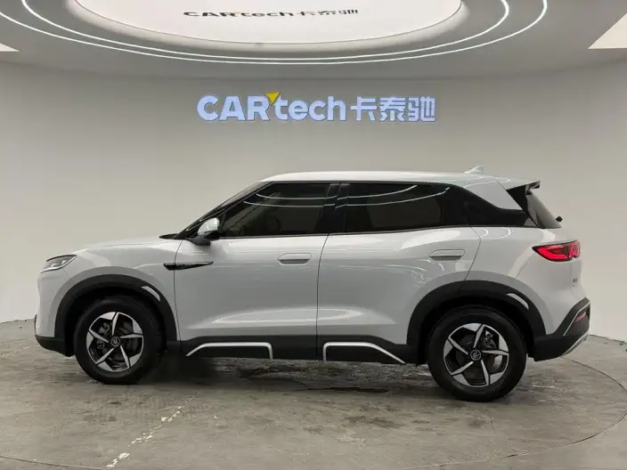 Yuan UP 2024 Model 401KM Leading Model – фото 3