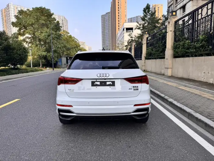 AUDI Q3 2022 Model 45 TFSI quattro Fashion Dynamic Model – фото 6