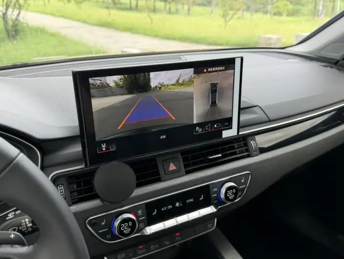 Audi A4 L 2023 Model 40 TFSI Luxury Dynamic Model – фото 9