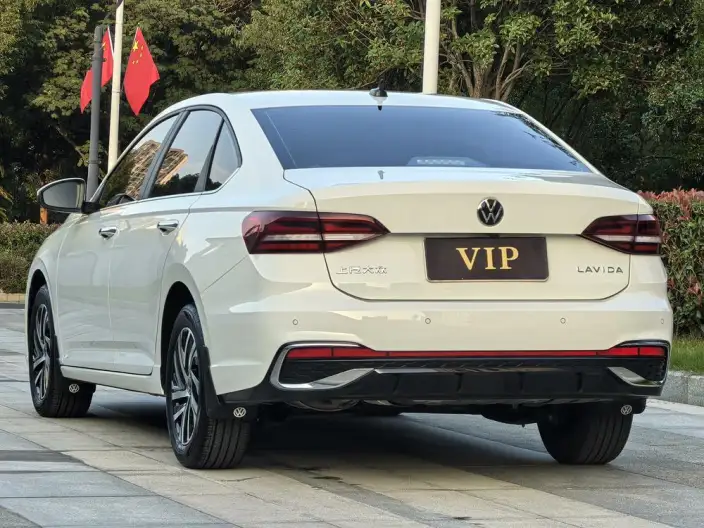 Volkswagen Lavida 2026 Model 1.5L Automatic Starry Sky Five Million Edition – фото 4