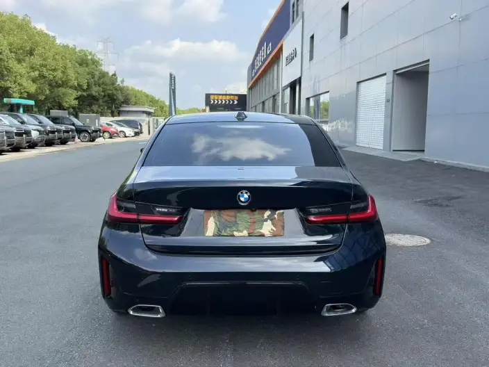 BMW 3 Series 2025 Model 325Li M Sports Set – фото 5