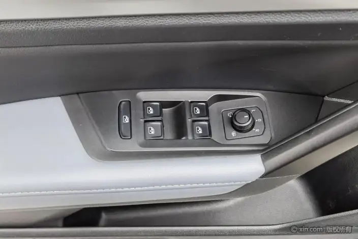Volkswagen Lavida 2023 Model 1.5L Automatic Five million editions – фото 9