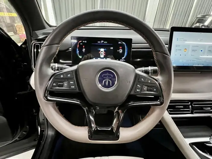 BYD Song Pro DM 2024 Model DM-i Honor Edition 71km Pilot Model – фото 10