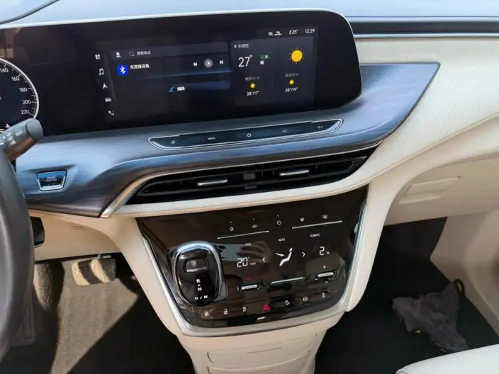 Buick GL8 2022 Model ES Luzun 653T Exclusive Model – фото 10