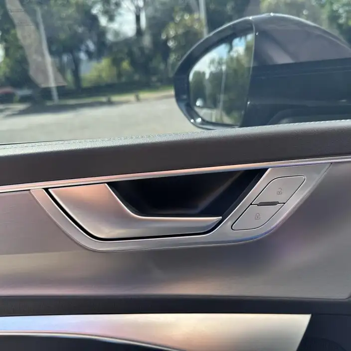Audi A7 L 2024 Model 45 TFSI Luxury Model – фото 8