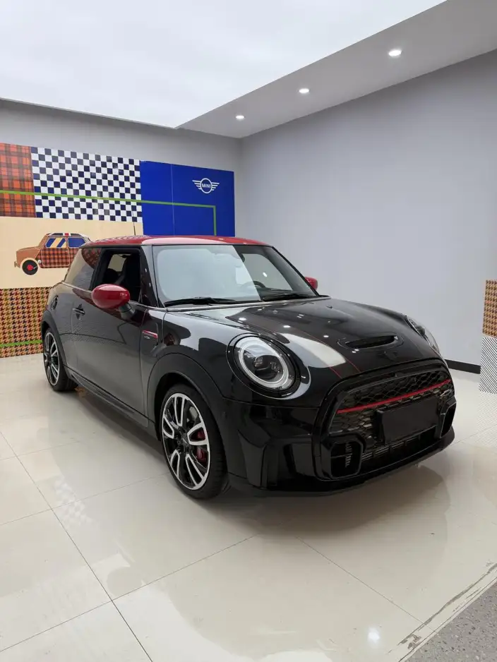 MINI JCW 2023 Model Facelift 2.0T JOHN COOPER WORKS ALL-IN – фото 3