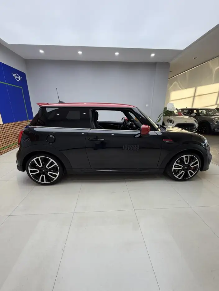 MINI JCW 2023 Model Facelift 2.0T JOHN COOPER WORKS ALL-IN – фото 7