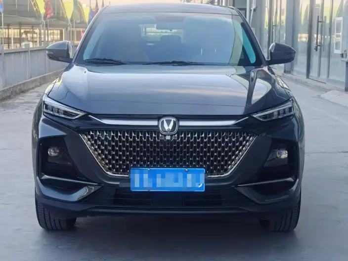 Changan X7 PLUS 2024 Model 1.5T DCT Noble Model 7 seat – фото 2