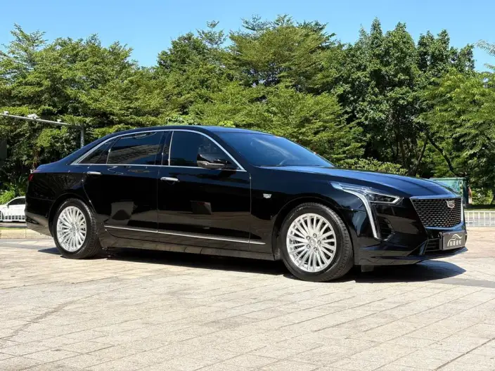 Cadillac CT6 2022 Model 28T Luxury Model – фото 3