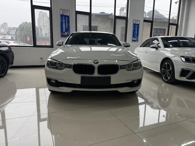 BMW 3 Series 2016 320Li Fashion – фото 2