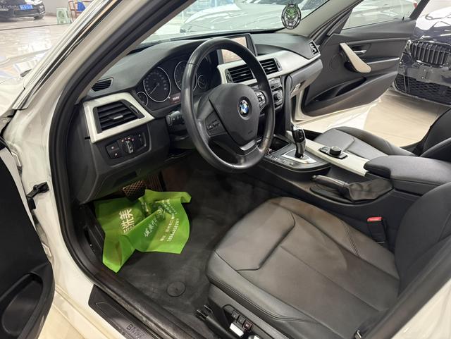 BMW 3 Series 2016 320Li Fashion – фото 7