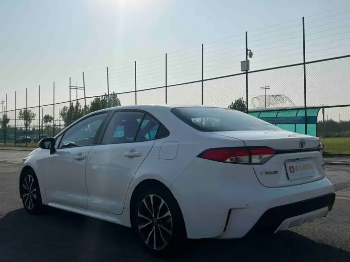 Toyota Levin 2022 Model 185T CVT Sports Edition – фото 4