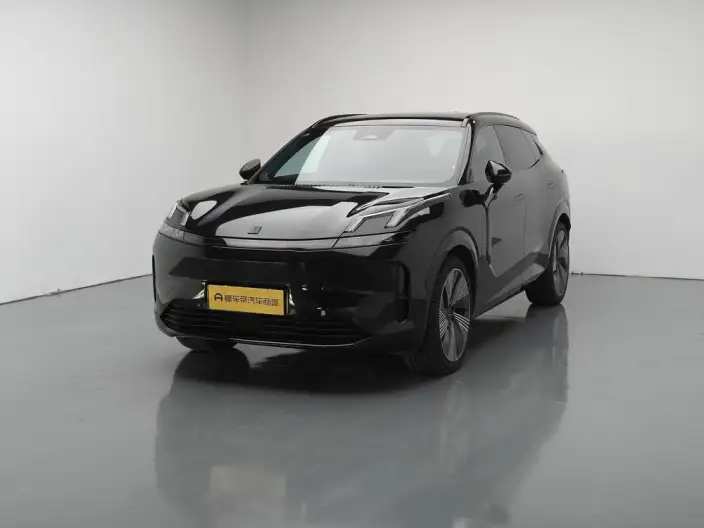Lynk & Co 08 EM-P 2023 Model 220 4WD Performance Halo – фото 1