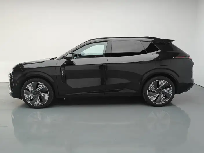 Lynk & Co 08 EM-P 2023 Model 220 4WD Performance Halo – фото 4