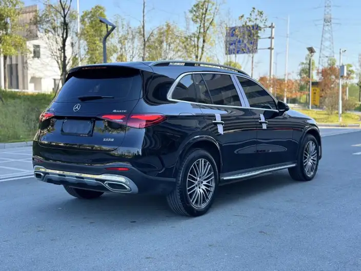 Mercedes-Benz GLC 2025 Model Facelift GLC 300 L 4MATIC Dynamic Model 5 seat – фото 7
