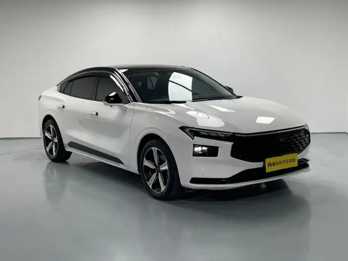 Ford Mondeo 2023 Model EcoBoost 245 Luxury Model – фото 3