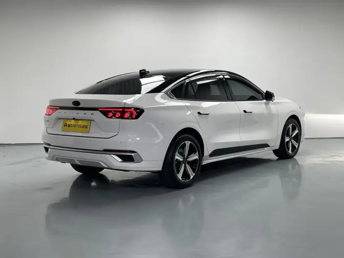 Ford Mondeo 2023 Model EcoBoost 245 Luxury Model – фото 7