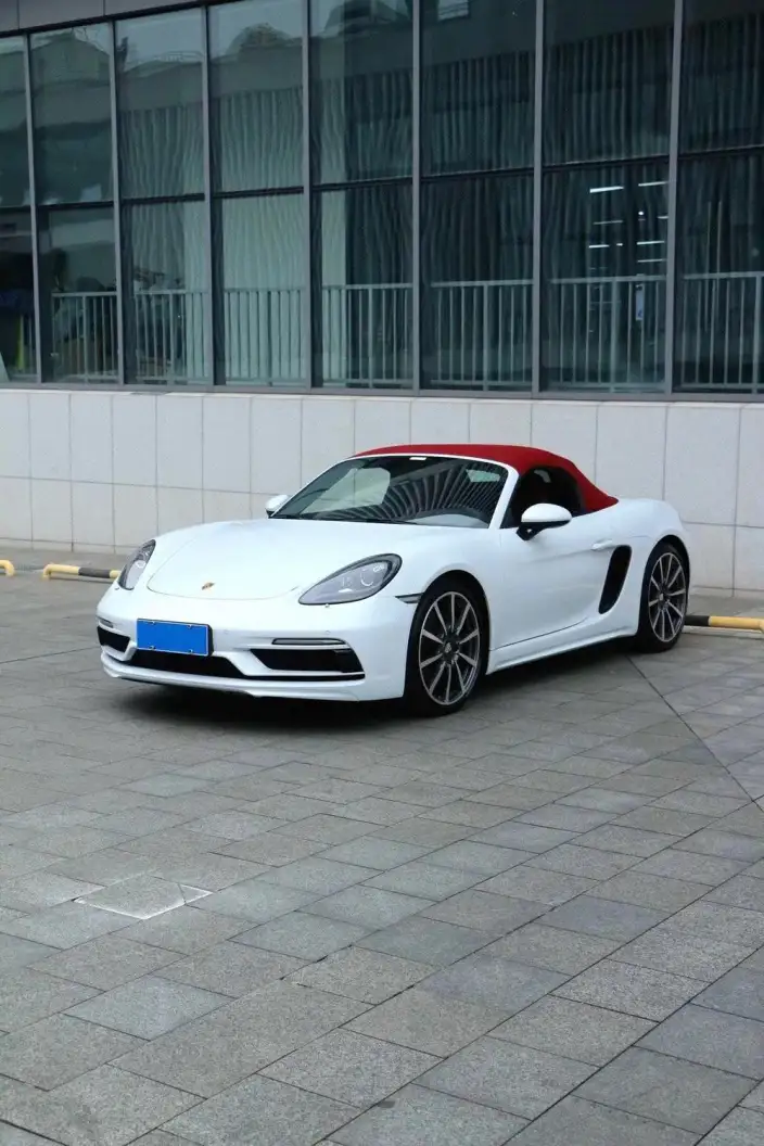 Porsche 718 2022 Model Boxster 2.0T – фото 1