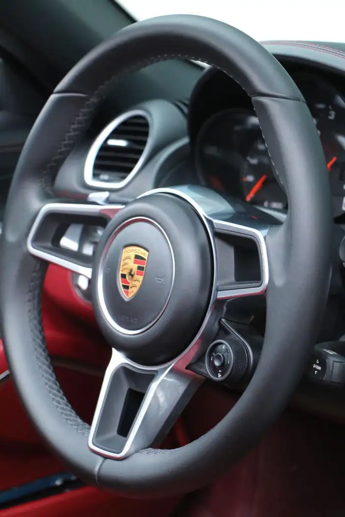 Porsche 718 2022 Model Boxster 2.0T – фото 9