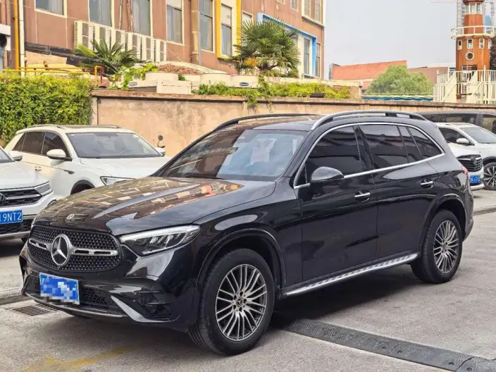 Mercedes-Benz GLC 2023 Model GLC 300 L 4MATIC Dynamic Model 7 seat – фото 1
