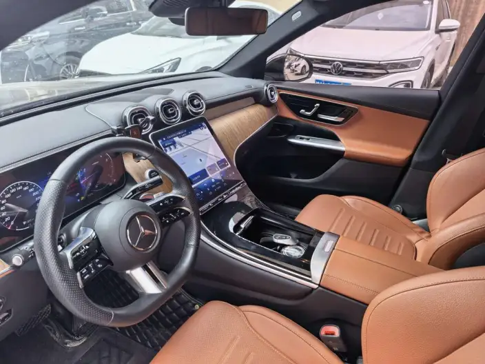 Mercedes-Benz GLC 2023 Model GLC 300 L 4MATIC Dynamic Model 7 seat – фото 6