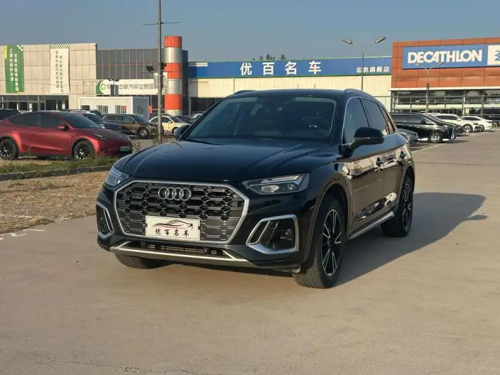Audi Q5L 2022 Model 40T Fashion Dynamic Model – фото 1