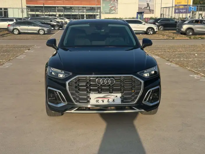Audi Q5L 2022 Model 40T Fashion Dynamic Model – фото 2