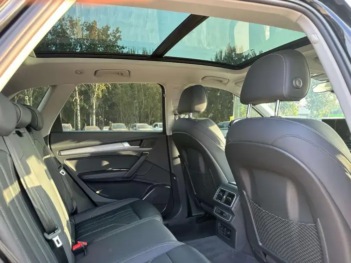 Audi Q5L 2022 Model 40T Fashion Dynamic Model – фото 10