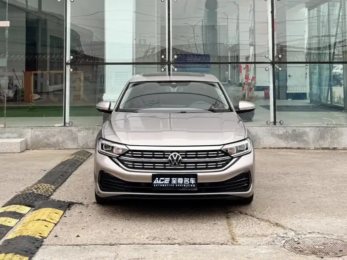 Volkswagen Sagitar 2023 Model 300TSI DSG Beyond Edition – фото 2