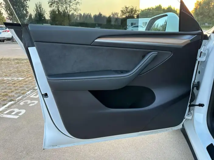 Model Y 2022 Model Performance High performance All-wheel drive version – фото 9