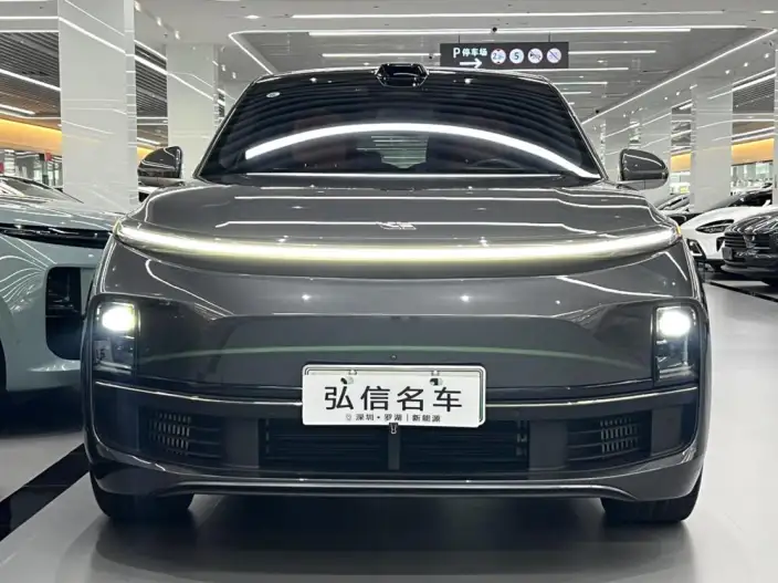 Li Auto L9 2022 Model Max Edition – фото 2