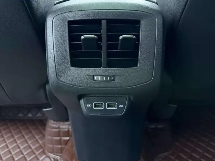 Tacqua 2021 Model 280TSI DSG R-Line Zhilian Edition – фото 8