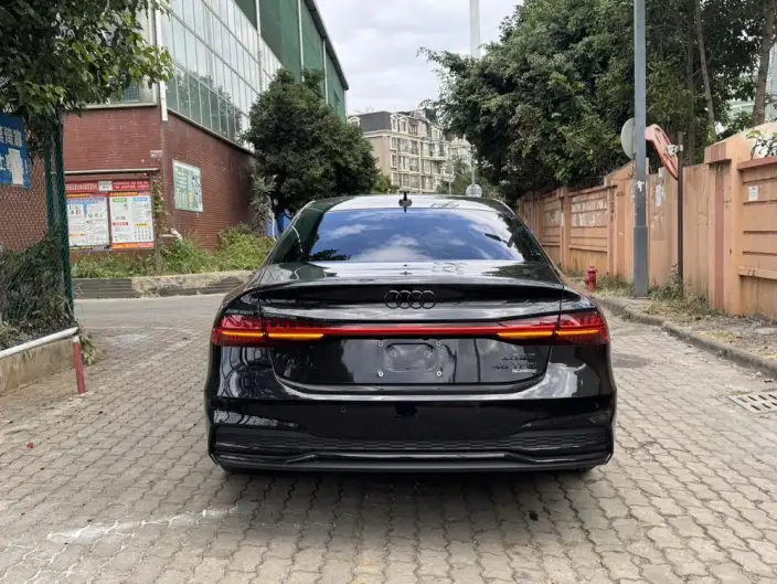 Audi A7 L 2022 Model 45 TFSI quattro S-line Black Samurai Edition – фото 5