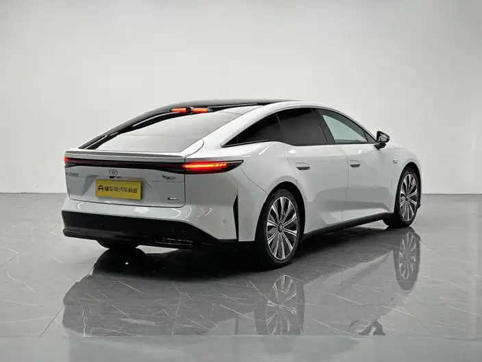 Toyota bZ7 2026 Model 700 Max LiDAR Edition – фото 7