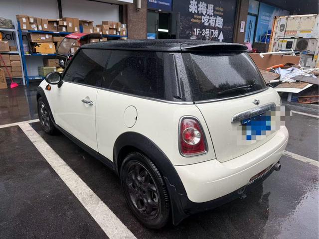 MINI 2012 1.6L COOPER Baker Street – фото 7