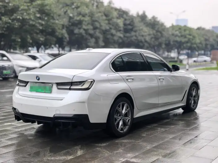 BMW i3 2025 Model eDrive35L – фото 7